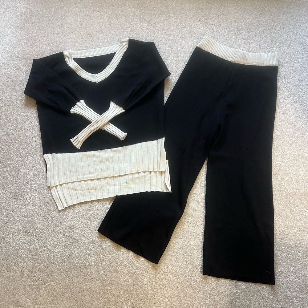 Black and White Women's Knit Set